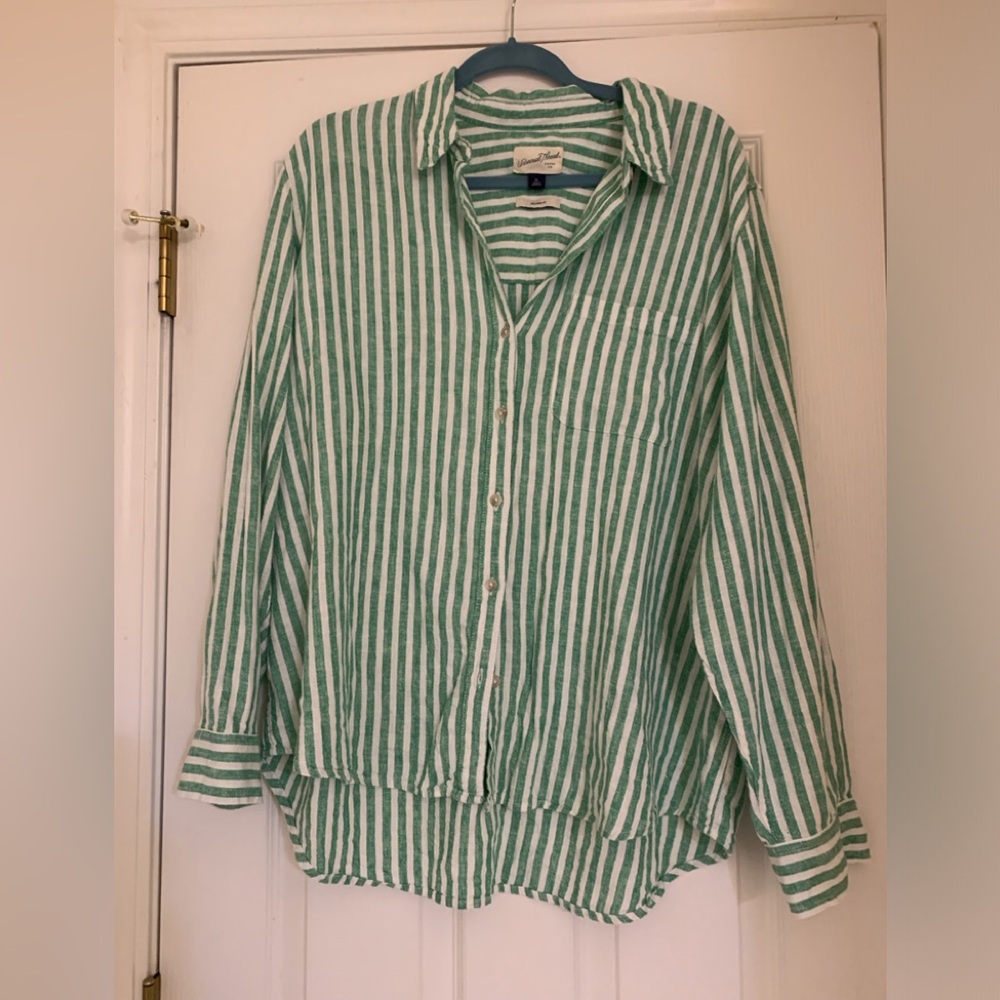 Universal Threads linen blend relaxed button down, size XL